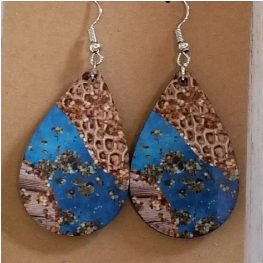 ✨ 5 for $25 ✨ Fun Handmade Tear Drop Earrings